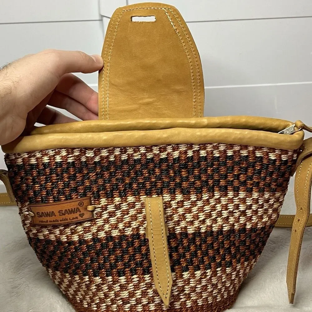 SAWA SAWA Waves on Earth Handmade Striped Sisal Tote Crossbody Purse Strap - Picture 9 of 13